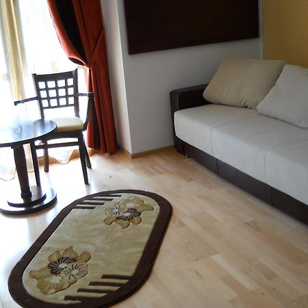 Hotel Valea Cu Pesti Căpăţîneni-Ungureni Εξωτερικό φωτογραφία