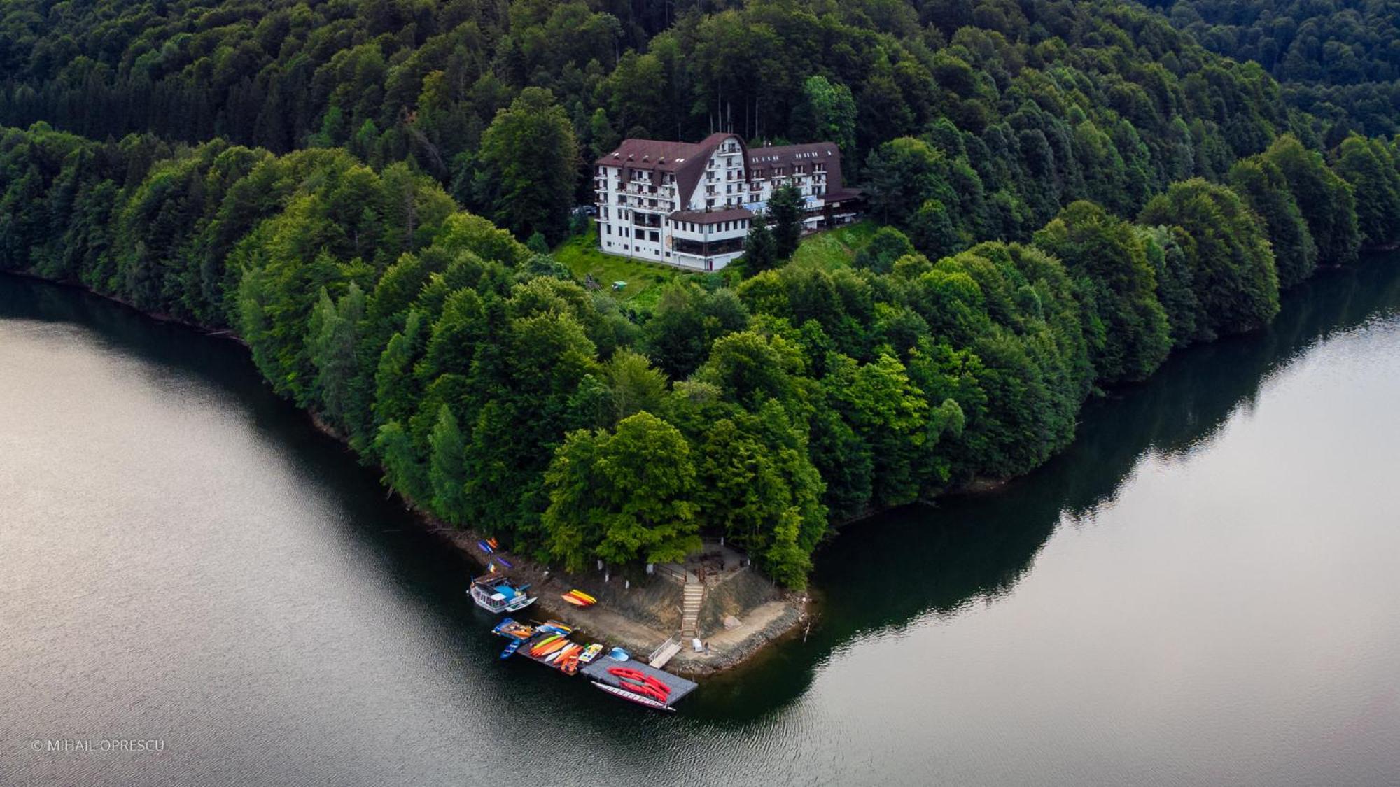 Hotel Valea Cu Pesti Căpăţîneni-Ungureni Εξωτερικό φωτογραφία