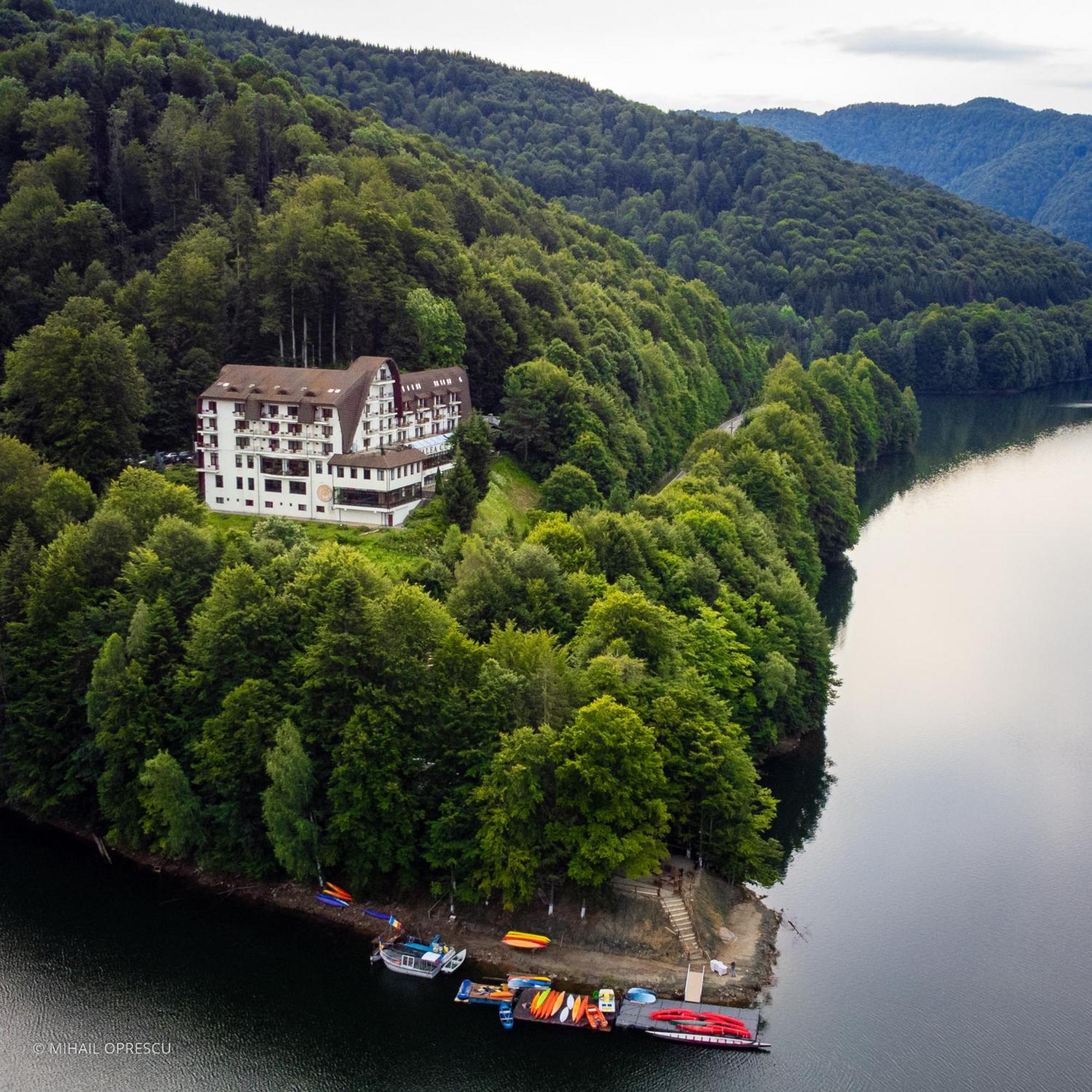 Hotel Valea Cu Pesti Căpăţîneni-Ungureni Εξωτερικό φωτογραφία