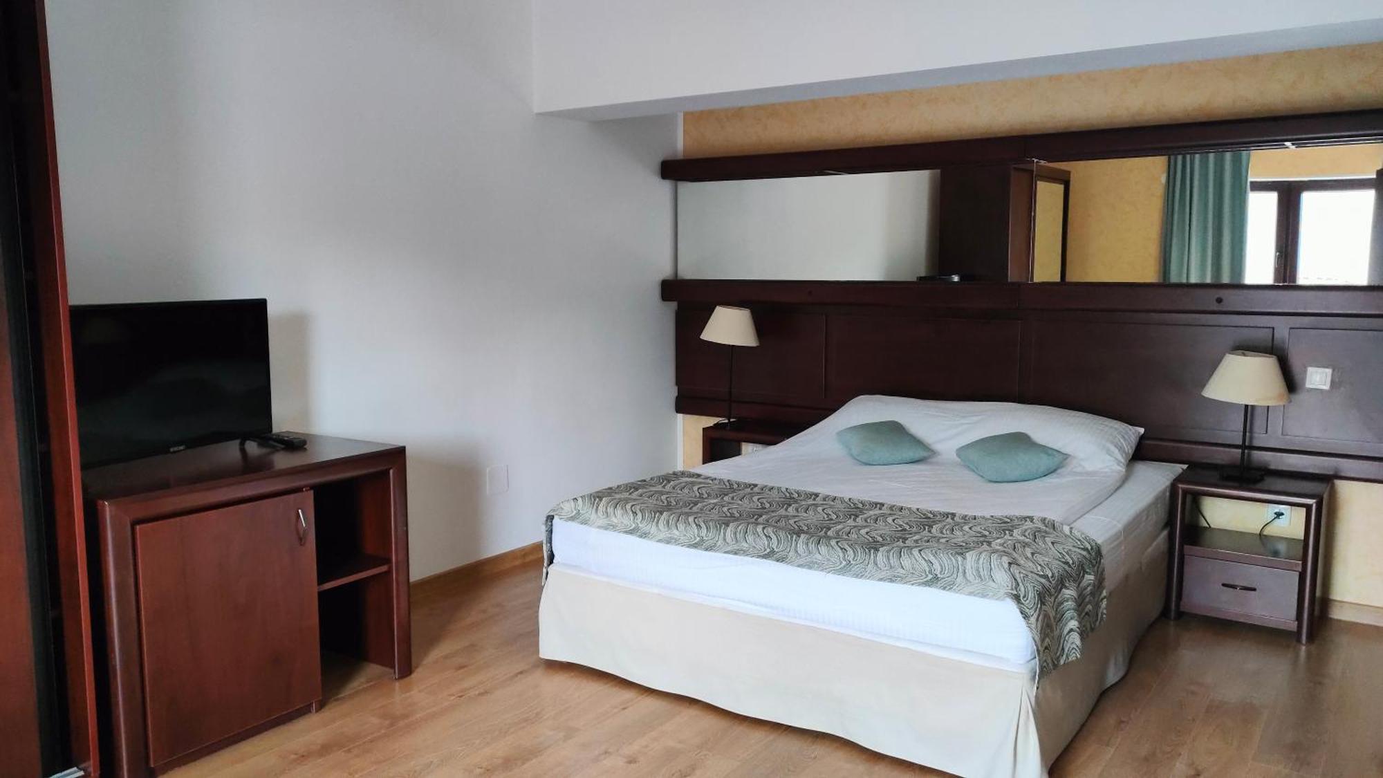 Hotel Valea Cu Pesti Căpăţîneni-Ungureni Εξωτερικό φωτογραφία