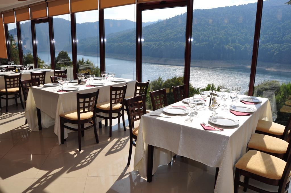 Hotel Valea Cu Pesti Căpăţîneni-Ungureni Εξωτερικό φωτογραφία