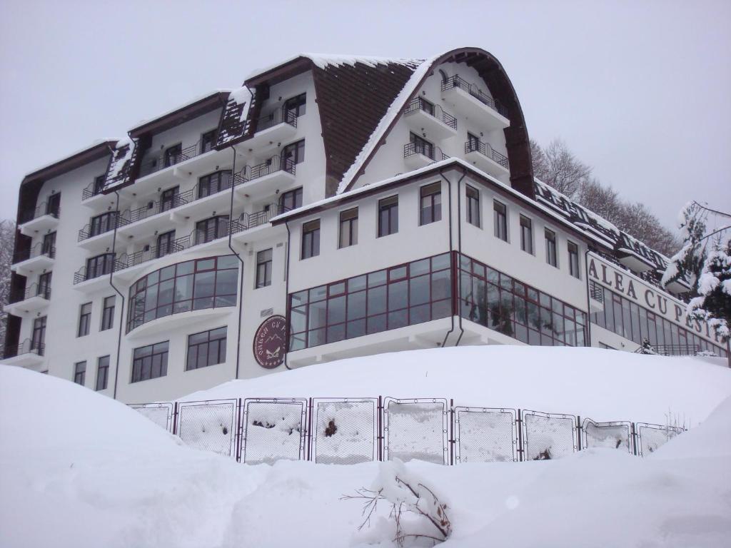 Hotel Valea Cu Pesti Căpăţîneni-Ungureni Εξωτερικό φωτογραφία